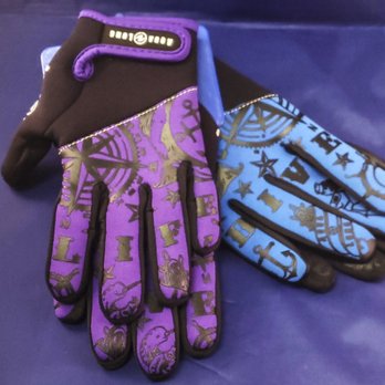 Treshers - Aqualung Admiral III Gloves, "Dive Life" - Dive Shops Near Me - Staten Island, New York