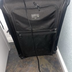 TUMI