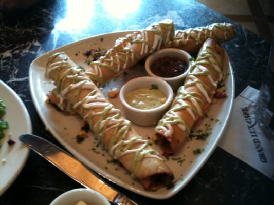 Grand Lux Cafe by null