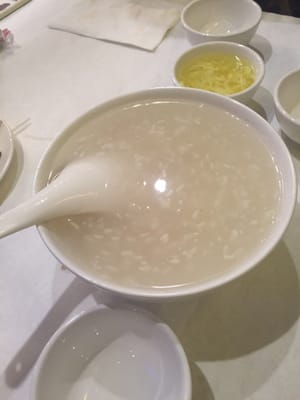 Auntie Guan's Kitchen 辽宁饭店 by null