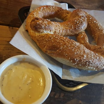 Wunderbar - Giant Pretzel with Beer Cheese - German Near Me - Covington, Kentucky