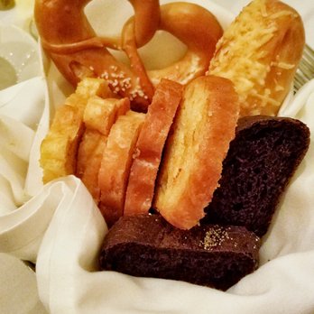Murray's - Bread Basket - Steakhouses Near Me - Minneapolis, Minnesota