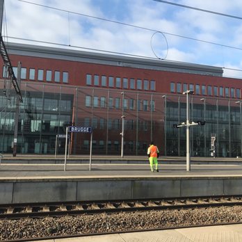 Station Brugge - Platform - Train Stations Near Me - Bruges, VWV Station Brugge - Platform - Train Stations Near Me - Bruges, VWV