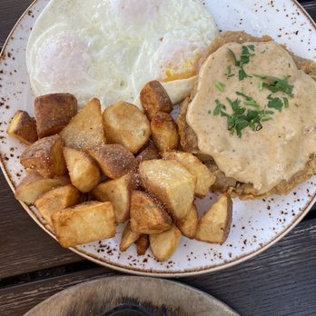 Le Papagayo - Chicken fried steak - Breakfast & Brunch Near Me - Encinitas, California