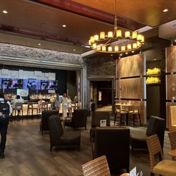Lobby bar