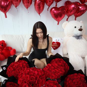 RF Flowers - Taking preorders for Valentine's Day - Florists Near Me - Chicago, Illinois