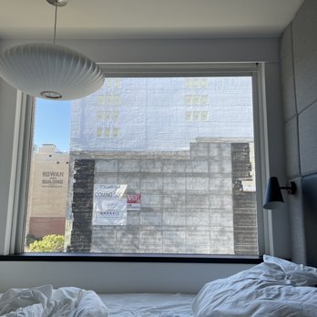 CitizenM - Hotels Near Me - Los Angeles, California