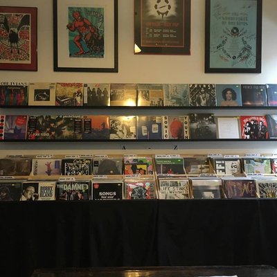 Strangeworld Records by null