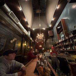 Bar Bar