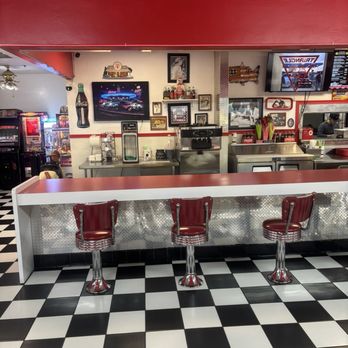 Triangle Burgers - Counter area - Burgers Near Me - Fresno, California