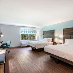 Tru by Hilton Saint Joseph - Guest room