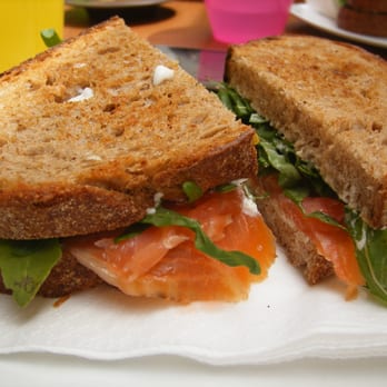 The Crabbe Hole - Cafes Near Me - Bondi Beach, NSW