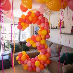 Sparky's Balloons - Custom birthday structures available!