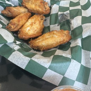 Rick's Cheesesteak Shop - Wings (6 count) (D) - Cheesesteaks Near Me - Williamsburg, Virginia
