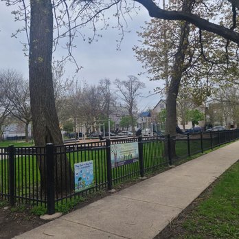 Simons Park - Chicago Park District - Simmons Park - Parks Near Me - Chicago, Illinois Simons Park - Chicago Park District - Simmons Park - Parks Near Me - Chicago, Illinois