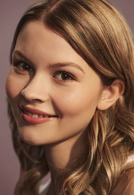 Makeup Services - Step into our Blo Blow Dry Bar beauty location where our expert makeup artists will help bring your makeup goals to life. Choose from one of our 5 signature makeup looks or show us your whole makeup mood board and we’ll create the makeup masterpiece you’ve been dreaming of. Our expert makeup artists will get your look on point so you can put a fresh face forward or go bold. No need to wait for good lighting. This is the only type of drama we want: a full-face makeup application, enhanced with lush false lashes. Makeup Services - Step into our Blo Blow Dry Bar beauty location where our expert makeup artists will help bring your makeup goals to life. Choose from one of our 5 signature makeup looks or show us your whole makeup mood board and we’ll create the makeup masterpiece you’ve been dreaming of. Our expert makeup artists will get your look on point so you can put a fresh face forward or go bold. No need to wait for good lighting. This is the only type of drama we want: a full-face makeup application, enhanced with lush false lashes.