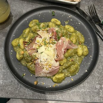 Capriccio Authentic Italian - Gnocchi Pistachio Pesto - Italian Near Me - Doral, Florida