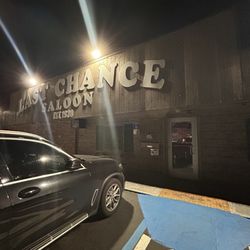 Last Chance Bar & Package - Classic dive bar!