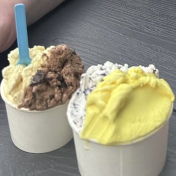 Gypsea Gelato - Left to right: Lilikoi, Moaka Trail, Coconut Haystack, Tom Kha - Gelato Near Me - Kealakekua, Hawaii Gypsea Gelato - Left to right: Lilikoi, Moaka Trail, Coconut Haystack, Tom Kha - Gelato Near Me - Kealakekua, Hawaii