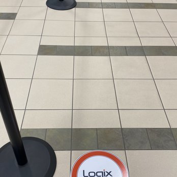 Logix - Calabasas Branch - Covid distance - Banks & Credit Unions Near Me - Calabasas, California