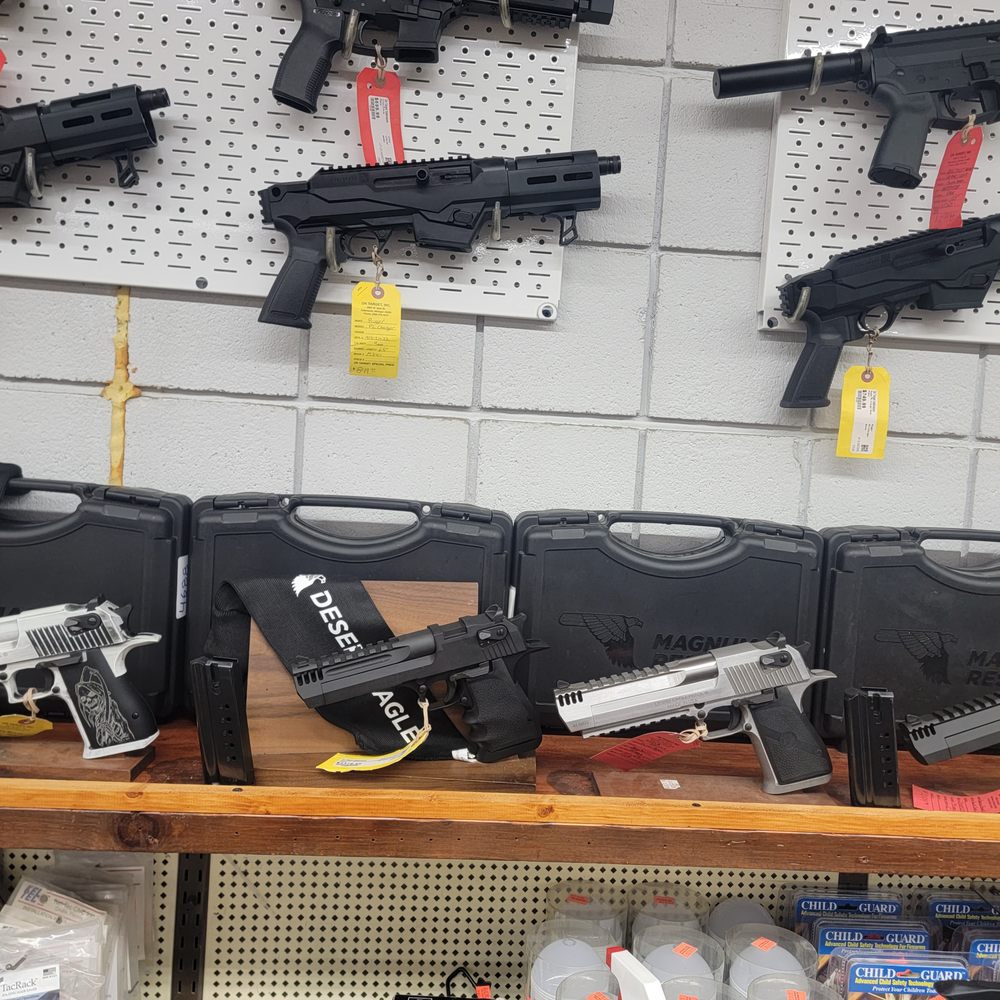 Ak THE BEST 10 GUNS & AMMO near BERRIEN SPRINGS, MI 49103