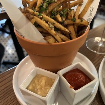 Tasting House - Wine Bars Near Me - Los Gatos, California Tasting House - Wine Bars Near Me - Los Gatos, California