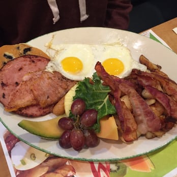 Cora - Someone is hungry! - Breakfast & Brunch Near Me - North York, Ontario