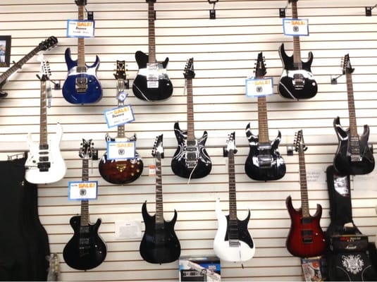 CHICAGO MUSIC STORE - Updated February 2026 - 29 Photos & 63 Reviews ...