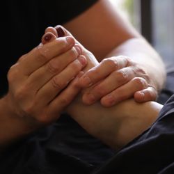 Knead Massages - Foot massage