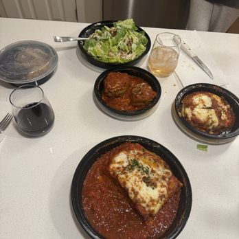Villaggio Ristorante - Italian Near Me - Manchester, New Hampshire Villaggio Ristorante - Italian Near Me - Manchester, New Hampshire