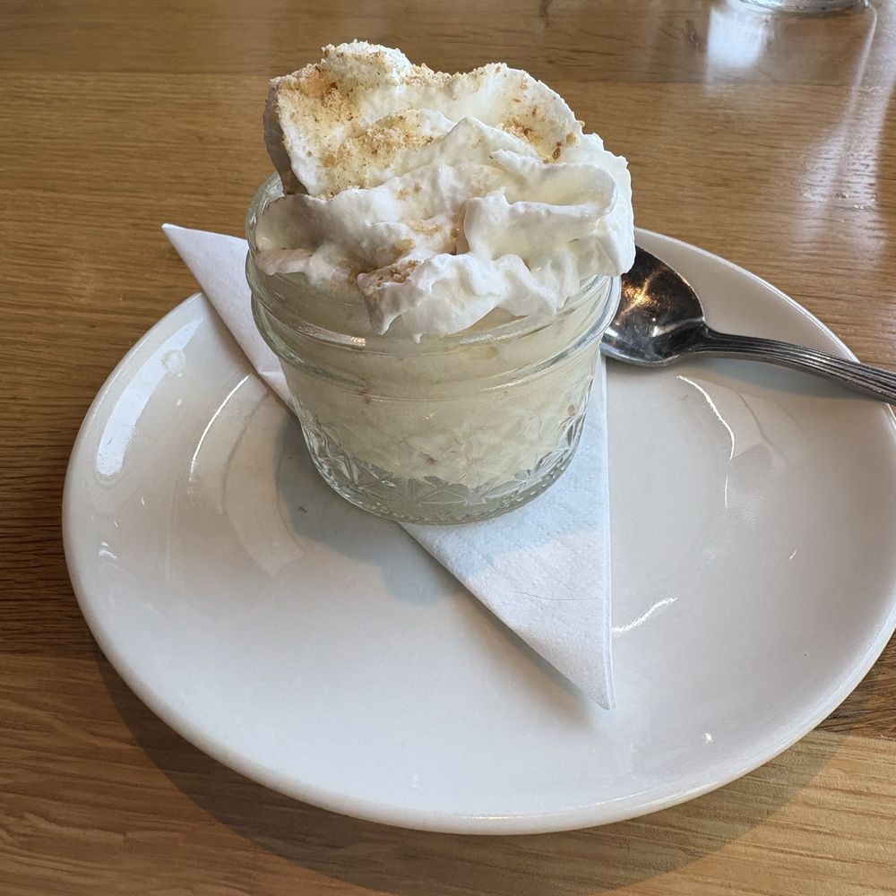 Tupelo Honey Southern Kitchen & Bar - Banana pudding - New American Near Me - Frisco, Texas Tupelo Honey Southern Kitchen & Bar - Banana pudding - New American Near Me - Frisco, Texas