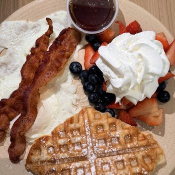 La Panaderia Bakery Cafe - Breakfast plate - Bakeries Near Me - San Antonio, Texas