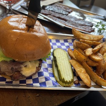 Sweet Maple - Vermont Cheeseburger - American Near Me - San Francisco, California