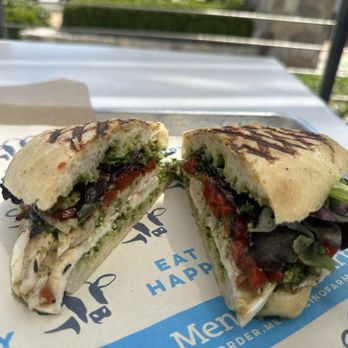 Mendocino Farms - Salad Near Me - Porter Ranch, California