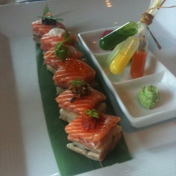 Morimoto Napa - Morimoto sashimi - Japanese Near Me - Napa, California