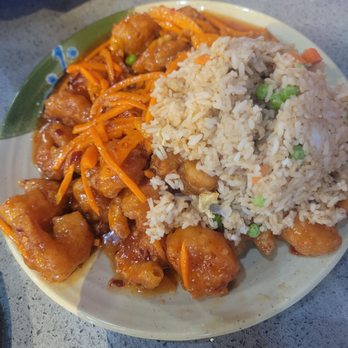 Tai's Asian Bistro - Firecracker shrimp and fried rice - Chinese Near Me - Columbus, Ohio