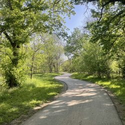 Oakwell Trailhead