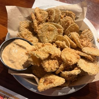 Hooters - Fried pickles - American Near Me - Orlando, Florida
