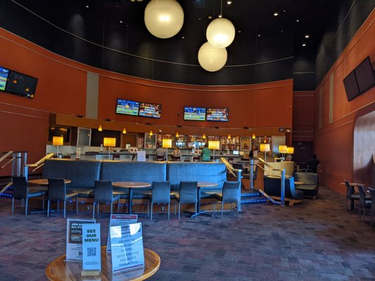 Cinemark Howard Hughes Los Angeles and XD by null