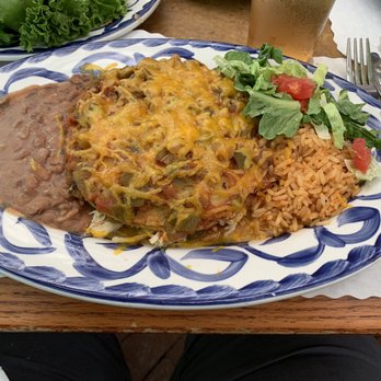 El Pinto - Flat enchiladas - New Mexican Cuisine Near Me - Albuquerque, New Mexico El Pinto - Flat enchiladas - New Mexican Cuisine Near Me - Albuquerque, New Mexico