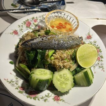 Jan Jao Kha Thai Restaurant - Thai Mackerel Fried Rice - Thai Near Me - New York, New York Jan Jao Kha Thai Restaurant - Thai Mackerel Fried Rice - Thai Near Me - New York, New York