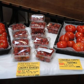 The Free Market - a variety of fresh tomatoes - Grocery Near Me - Appleton, Wisconsin The Free Market - a variety of fresh tomatoes - Grocery Near Me - Appleton, Wisconsin