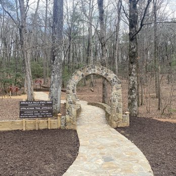 Amicalola Falls State Park - The entrance to the Appalachian Trail. - Parks Near Me - Dawsonville, Georgia Amicalola Falls State Park - The entrance to the Appalachian Trail. - Parks Near Me - Dawsonville, Georgia
