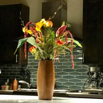 Flowers by Myrna - Florists Near Me - Oakland, California