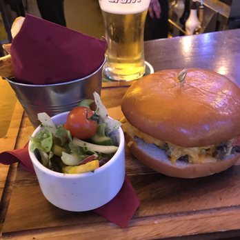 River Bar - Lounges Near Me - Dublin, D