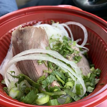 Pho Viet 101 - P31. Flank Steak, Brisket, Tendon and Tripe Noodle Soup SIZE LARGE - Vietnamese Near Me - Clovis, California Pho Viet 101 - P31. Flank Steak, Brisket, Tendon and Tripe Noodle Soup SIZE LARGE - Vietnamese Near Me - Clovis, California