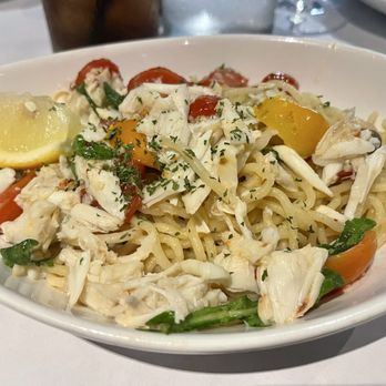 The Market Cafe At Michael Anthony's - Spaghetti with crab - Italian Near Me - Hilton Head, South Carolina The Market Cafe At Michael Anthony's - Spaghetti with crab - Italian Near Me - Hilton Head, South Carolina
