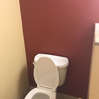Courtyard by Marriott Bristol - Restroom. - Hotels Near Me - Bristol, Virginia Courtyard by Marriott Bristol - Restroom. - Hotels Near Me - Bristol, Virginia