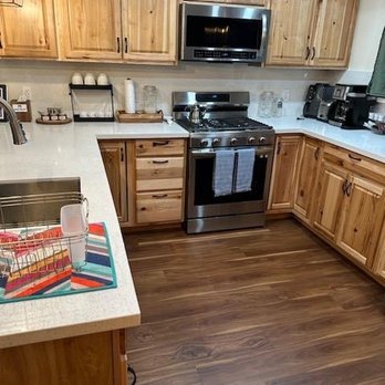 A Mother's Touch housekeeping - Sparkling Kitchen - Home Cleaning Near Me A Mother's Touch housekeeping - Sparkling Kitchen - Home Cleaning Near Me