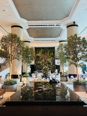 Shangri-La Singapore by null